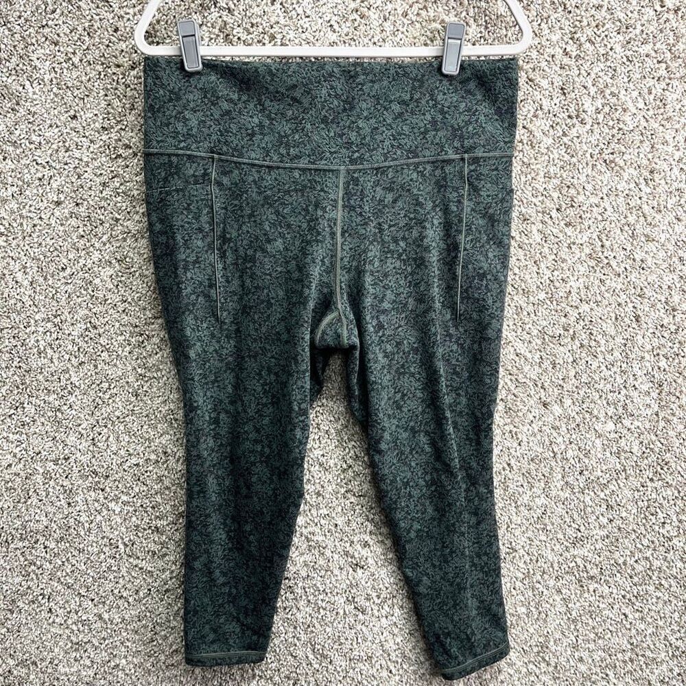 Athleta Leggings Women’s XL Green Salutation‎ Stash Pocket 7/8 Tight